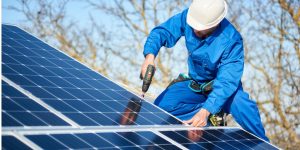 Installation Maintenance Panneaux Solaires Photovoltaïques à Bandrele